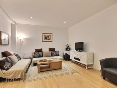 Furnished apartment - 67m² - 2 bedrooms - Faubourg Saint-Martin - Paris