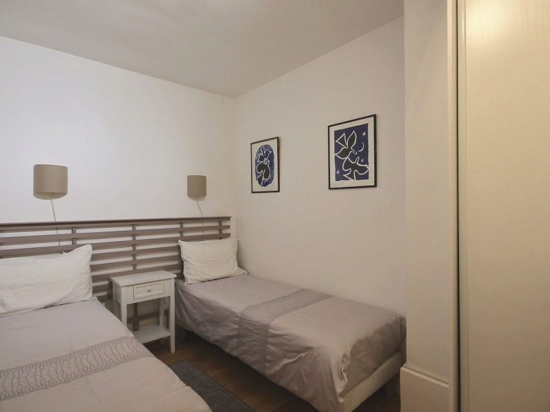 Furnished apartment - 67m² - 2 bedrooms - Faubourg Saint-Martin - Paris