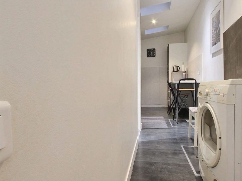 Furnished apartment - 67m² - 2 bedrooms - Faubourg Saint-Martin - Paris
