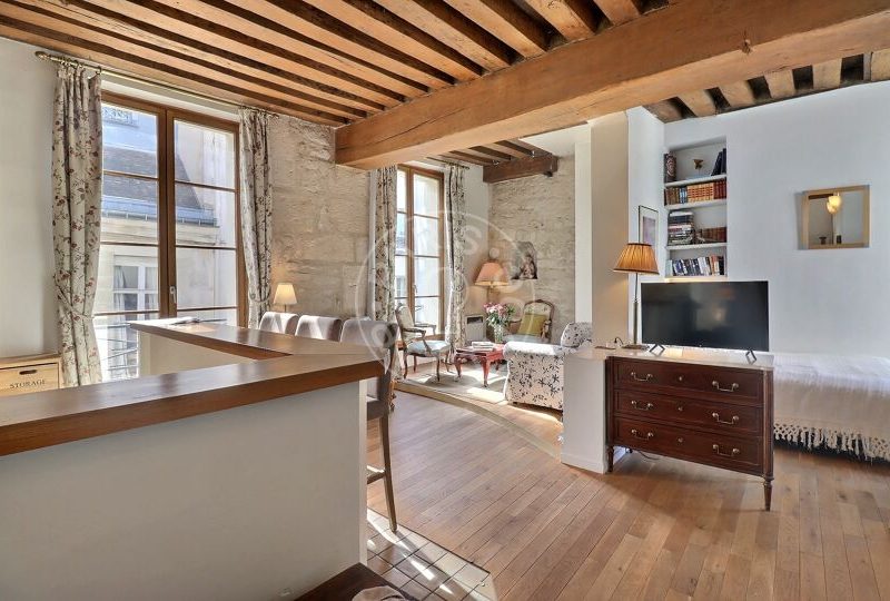 Furnished studio alcove - 40m² - Ile Saint-Louis - Paris