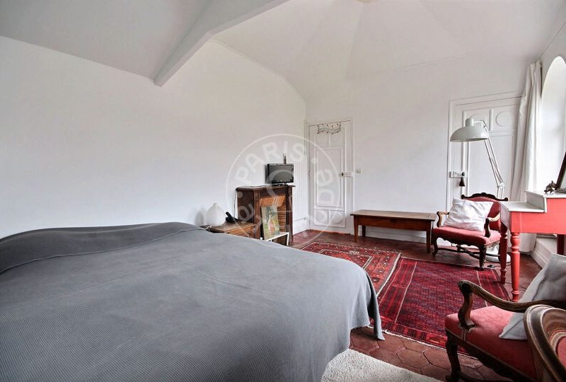 Furnished studio - 27m² - Invalides - Paris