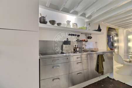 Furnished apartment - 42m² - 1 bedroom - Faubourg Saint-Martin - Paris