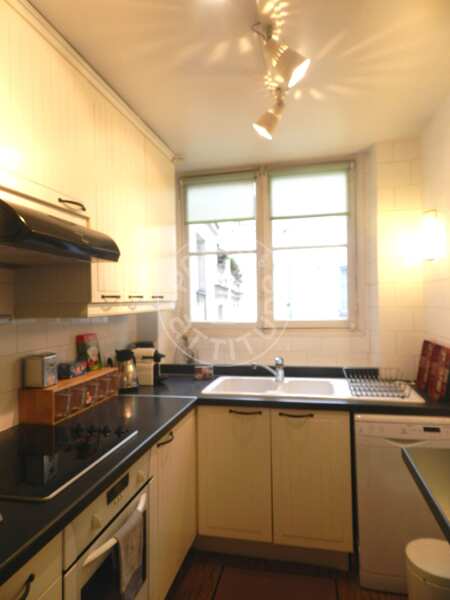 Furnished apartment - 75m² - 2 bedrooms - Saint-Germain - Paris
