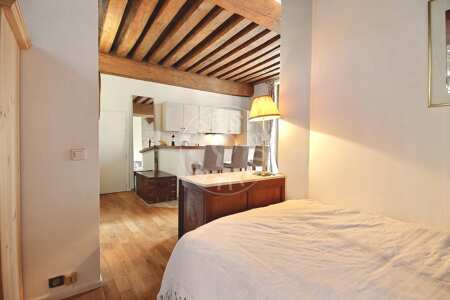 Furnished studio alcove - 40m² - Ile Saint-Louis - Paris