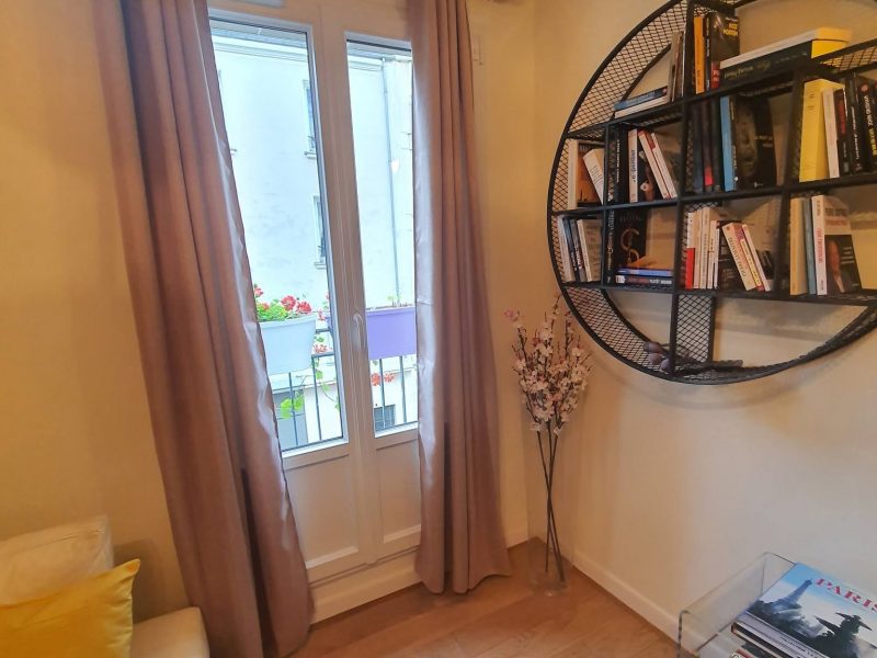 Estudio de 45 m² para turistas en París – hasta 4 personas, cerca de metro Charles Michels (línea 10)