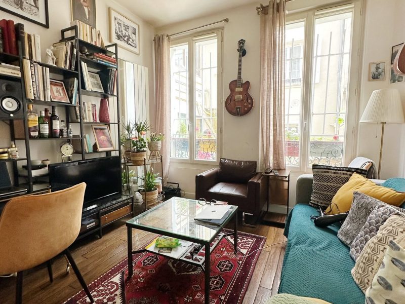 Discounted Summer Rental in Jourdain, Paris 19 | No Deposit | Available July & August