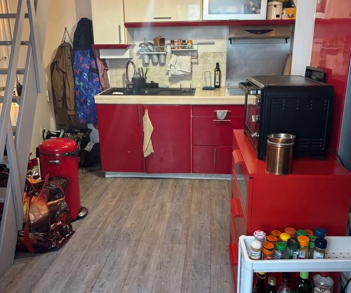 Room in Shared Duplex Apartment – Marais (Paris 3) – Available Until 19 September