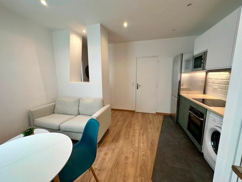 Charming 2-Bedroom Furnished Apartment in Vincennes – 8 min to Metro/RER A