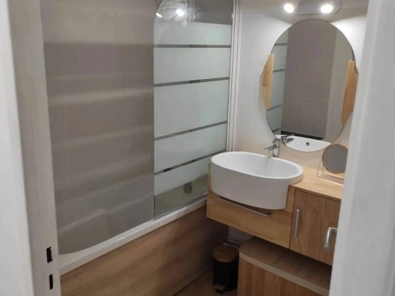 Furnished Bedroom in Female Colocation – Cergy Préfecture, 2 min from University