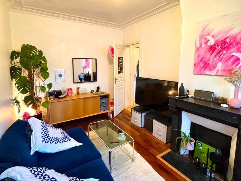Paris 11 Sublet: Bright 1BR Near Charonne Metro | Available in July